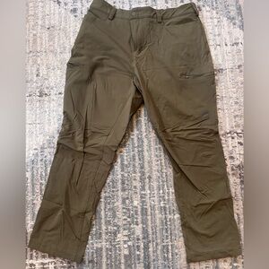 Women’s Duluth Alaskan Hardgear Olive Green Pants